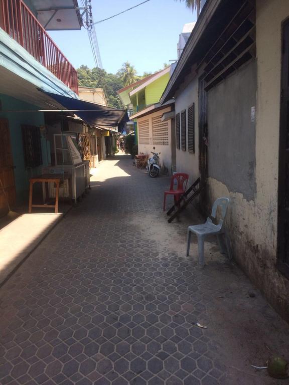 Bung House Hotel Phi Phi Islands Exterior photo