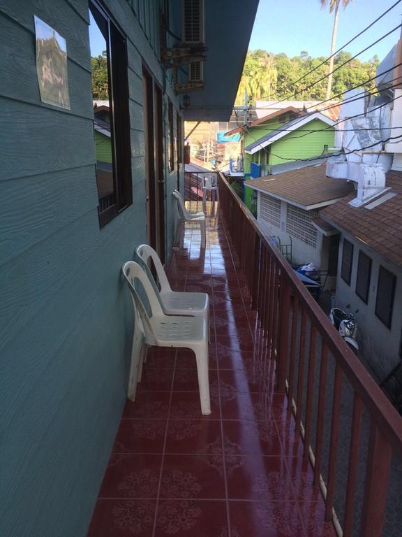 Bung House Hotel Phi Phi Islands Exterior photo